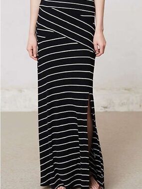 Bordeaux Black & White Striped Maxi Skirt with Side Slit